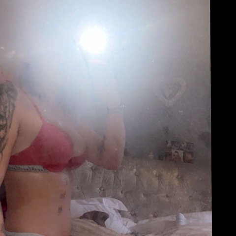annarc00 onlyfans leaked picture 1