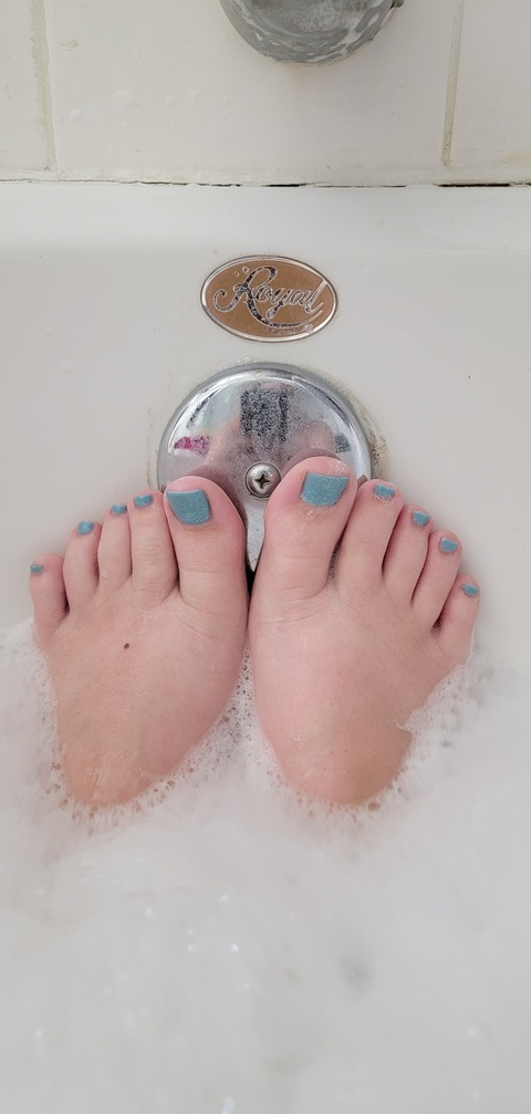 ashleynicole13093 onlyfans leaked picture 2