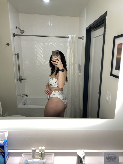 babvmads onlyfans leaked picture 2