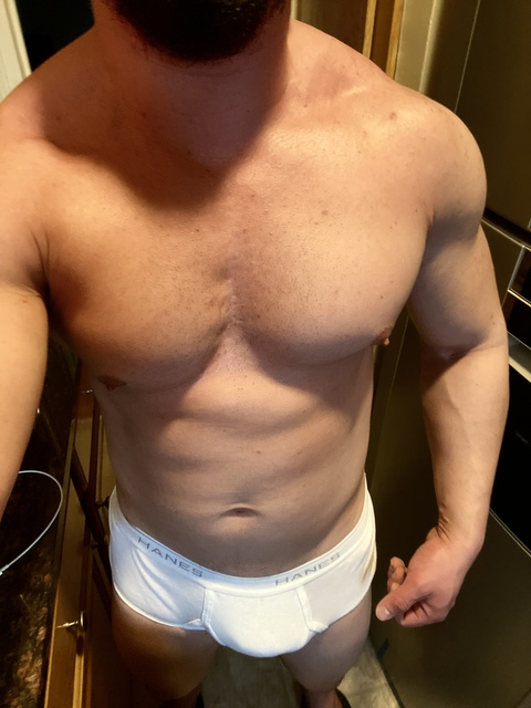 beefybull3 onlyfans leaked picture 1