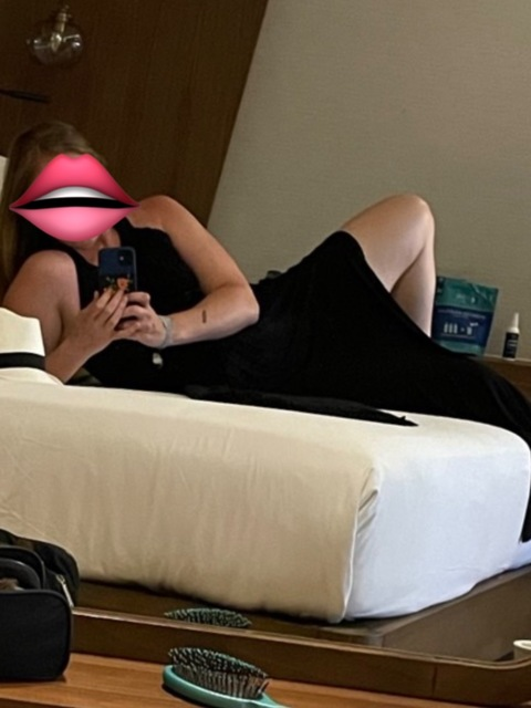 bettykink810 onlyfans leaked picture 2