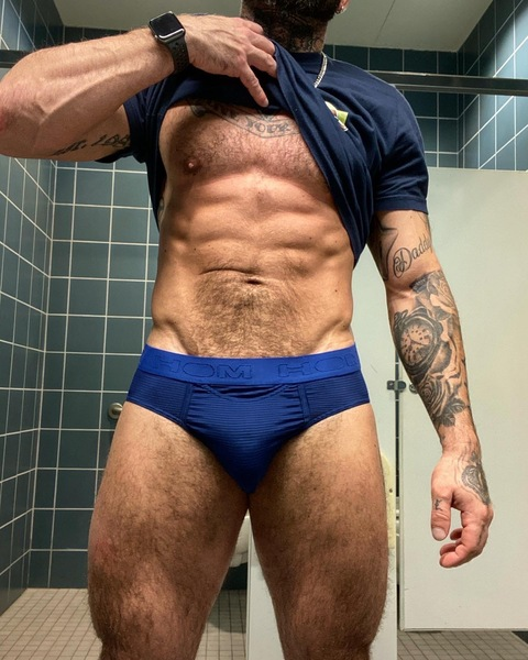 builtbybarthel2.0 onlyfans leaked picture 2