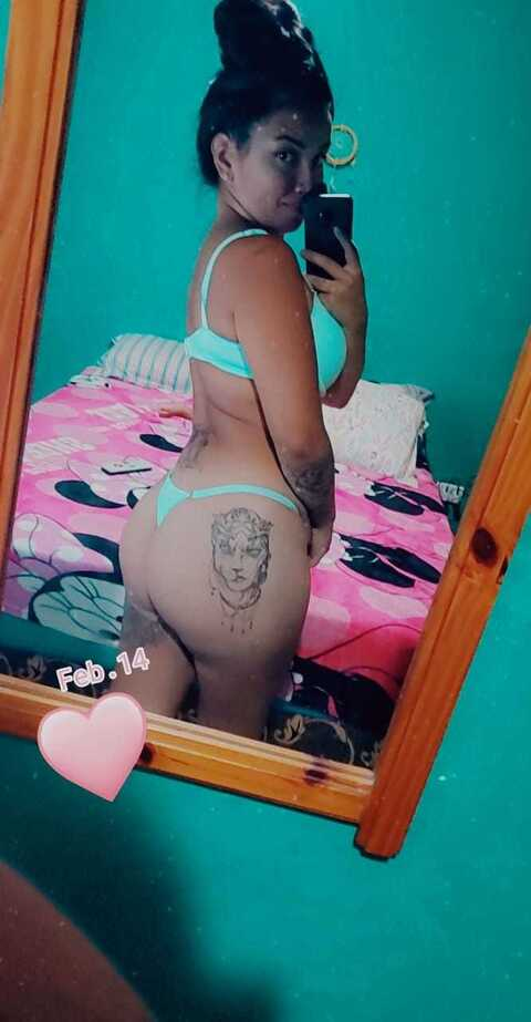 camiila95 onlyfans leaked picture 2