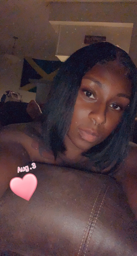 chocolatejamaicangyal onlyfans leaked picture 1