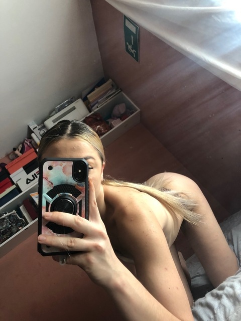chz.yr onlyfans leaked picture 1