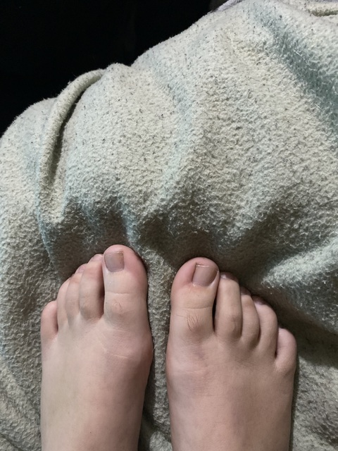 dazzafeet2 onlyfans leaked picture 2