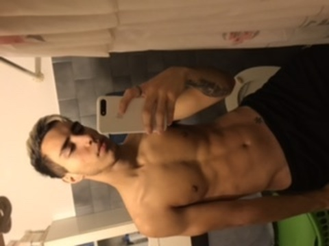 drochstein onlyfans leaked picture 2