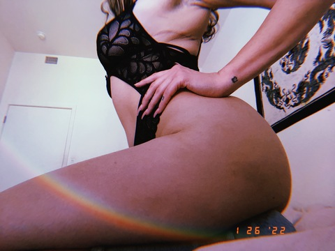 honeypotlux onlyfans leaked picture 2