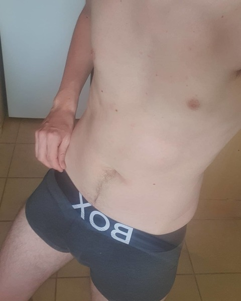 hotlad98 onlyfans leaked picture 1