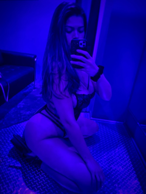 idreamoflena onlyfans leaked picture 1