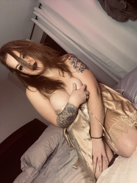 itslittlered onlyfans leaked picture 1