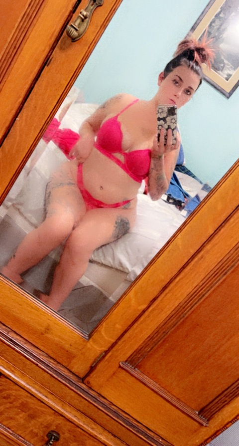 itsthetattoodredhead onlyfans leaked picture 2