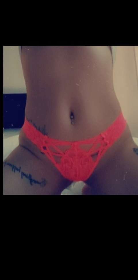 ivydreams2 onlyfans leaked picture 2