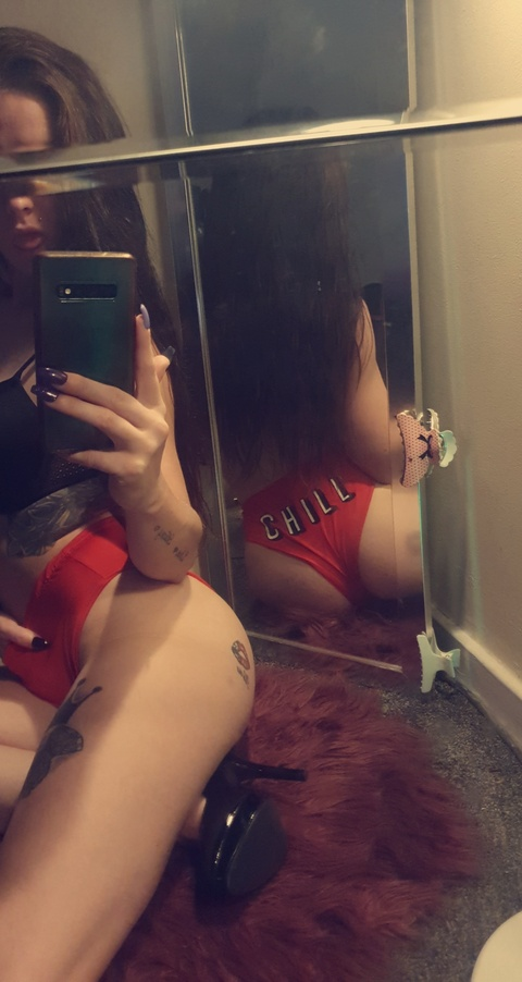 juicygirl27 onlyfans leaked picture 1
