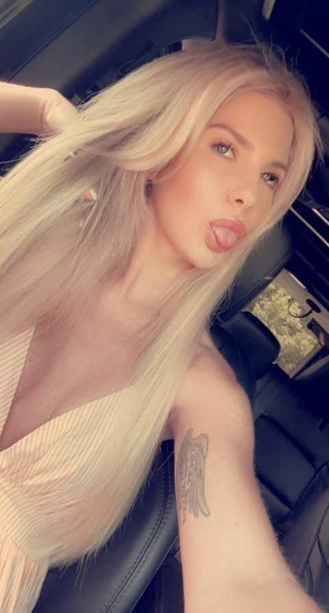kaylamarie224 onlyfans leaked picture 1