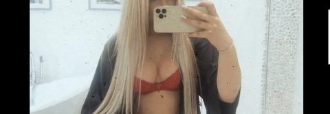 littleblondie01 onlyfans leaked picture 2