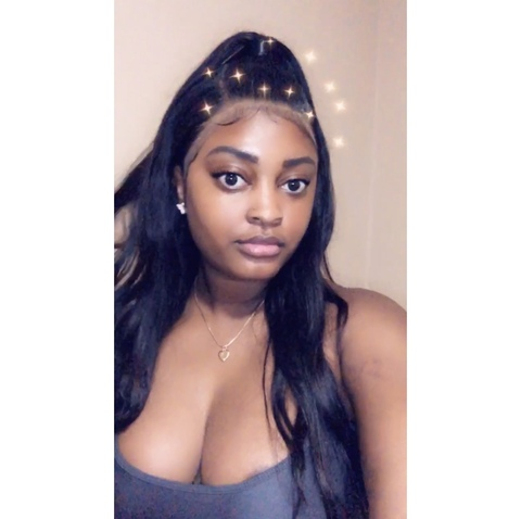 lollipoplola onlyfans leaked picture 2