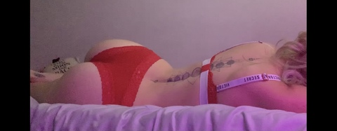 lush-luna onlyfans leaked picture 1