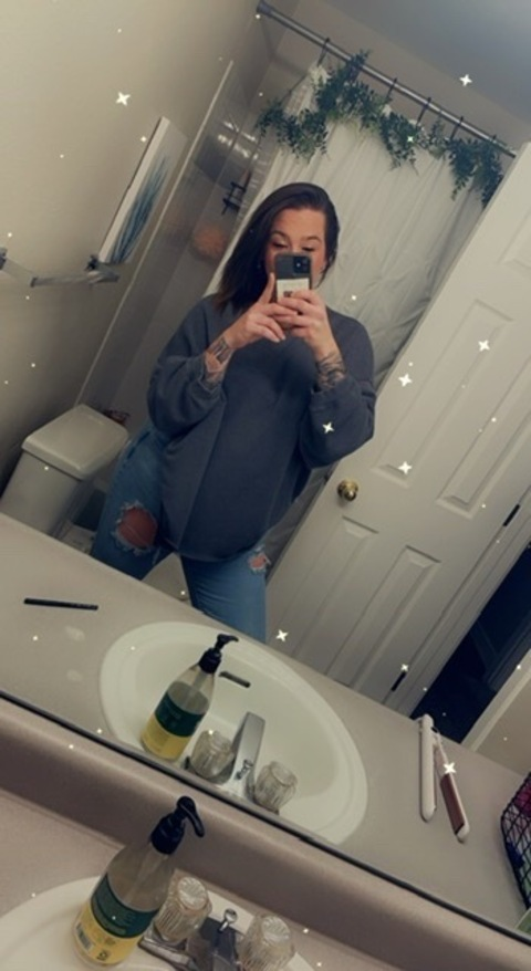 melly_belly16 onlyfans leaked picture 2