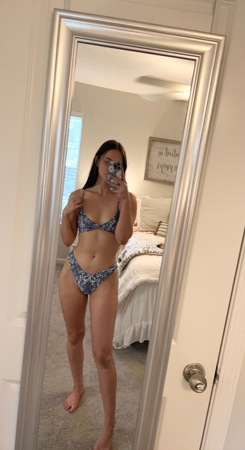 millie4565 onlyfans leaked picture 2