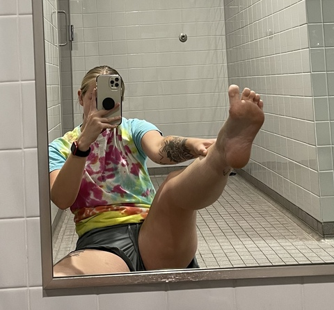 minnesotafeet onlyfans leaked picture 1