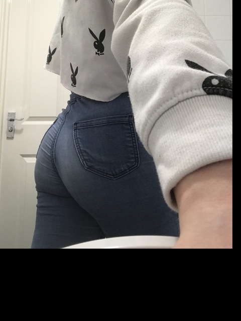 naughtyprincessxox onlyfans leaked picture 1
