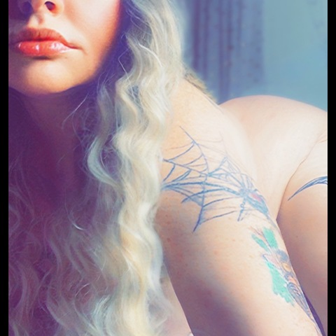 notchumama onlyfans leaked picture 2