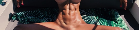 sixpackmomvip onlyfans leaked picture 1