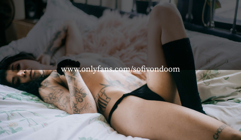 sofivondoom onlyfans leaked picture 2