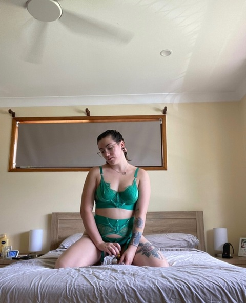 violetmay_1357 onlyfans leaked picture 1