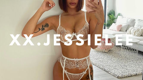 xx.jessielee onlyfans leaked picture 1